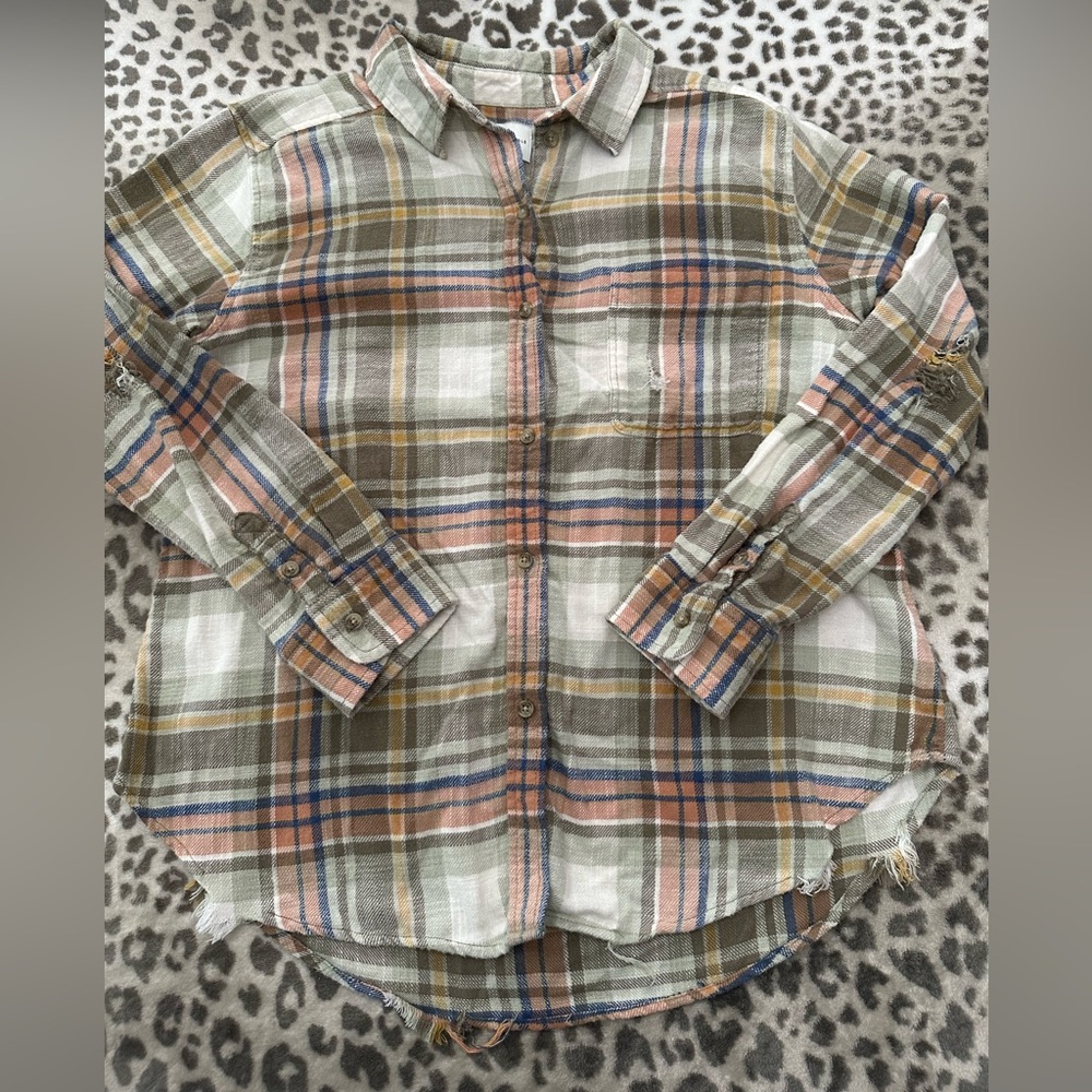 American Eagle Oversized Distressed Button Down S… - image 4